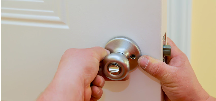 After-hours Locksmith For Lock And Key Installation in The Villages, FL